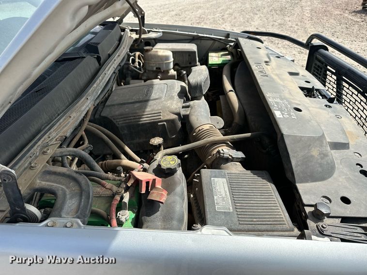 image for item LN9293 2012 GMC Sierra 3500HD  Ext. Cab utility bed pickup truck