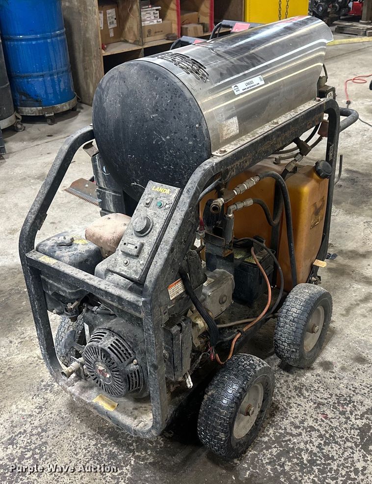 image for item LN9303 Landa MCH4-35324E  pressure washer