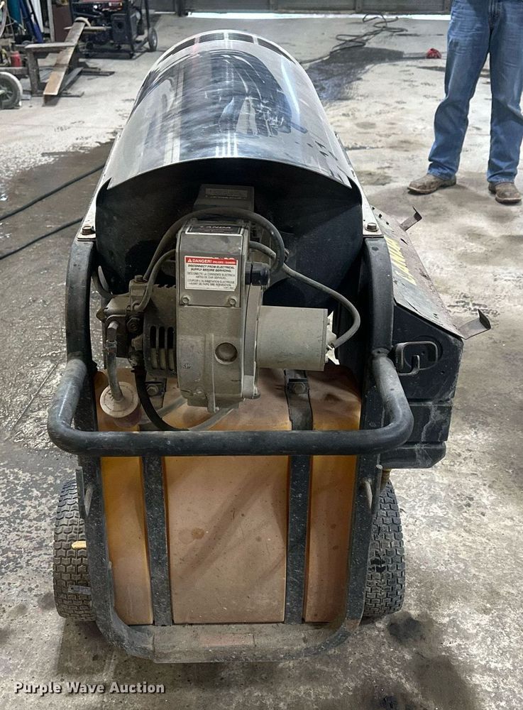 image for item LN9303 Landa MCH4-35324E  pressure washer