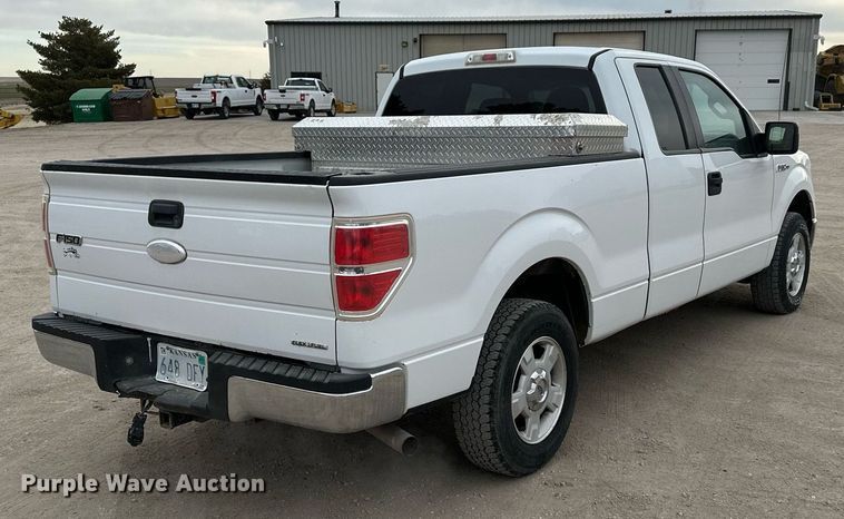 image for item LN9308 2011 Ford F150  Ext. Cab pickup truck
