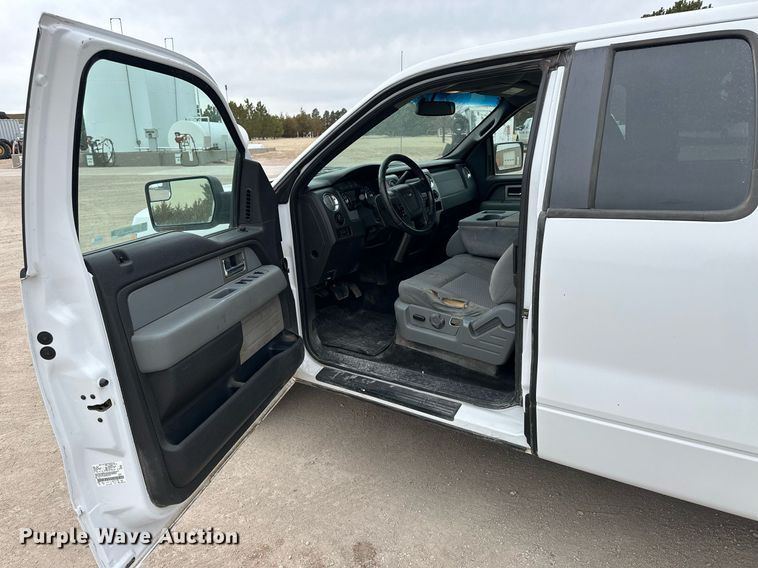 image for item LN9308 2011 Ford F150  Ext. Cab pickup truck