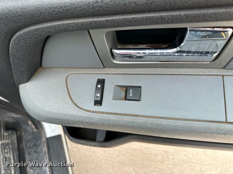 image for item LN9308 2011 Ford F150  Ext. Cab pickup truck