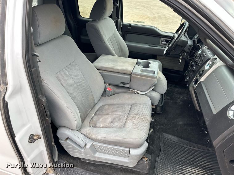 image for item LN9308 2011 Ford F150  Ext. Cab pickup truck