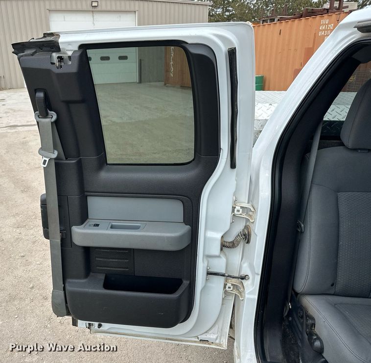 image for item LN9308 2011 Ford F150  Ext. Cab pickup truck