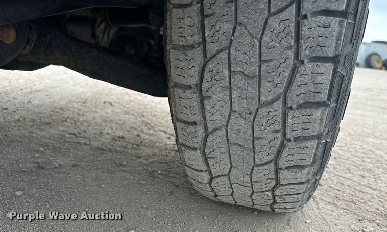 image for item LN9308 2011 Ford F150  Ext. Cab pickup truck