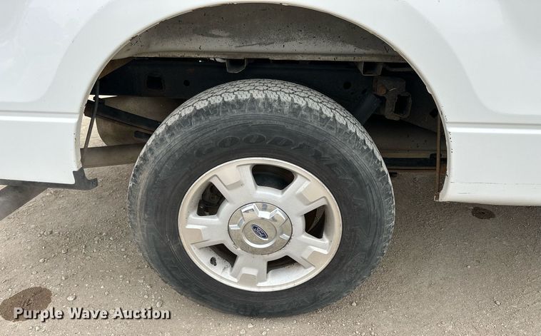 image for item LN9308 2011 Ford F150  Ext. Cab pickup truck