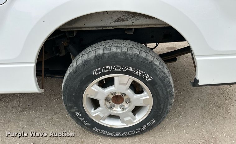 image for item LN9308 2011 Ford F150  Ext. Cab pickup truck