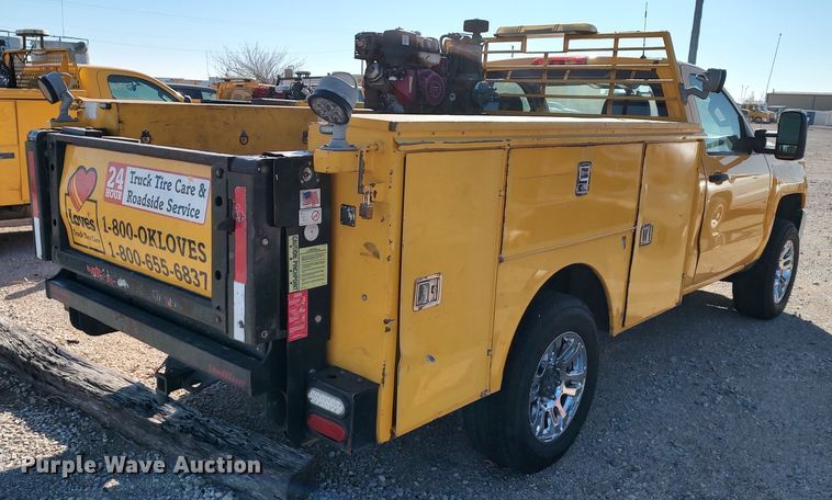 image for item LP9180 2015 Chevrolet Silverado 3500HD  utility bed pickup truck