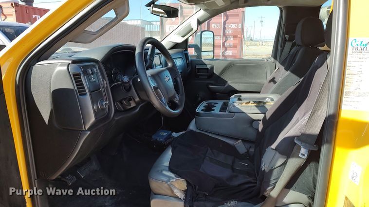 image for item LP9180 2015 Chevrolet Silverado 3500HD  utility bed pickup truck