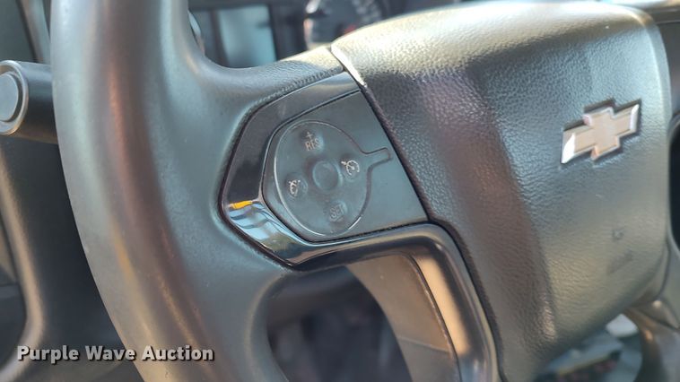 image for item LP9180 2015 Chevrolet Silverado 3500HD  utility bed pickup truck
