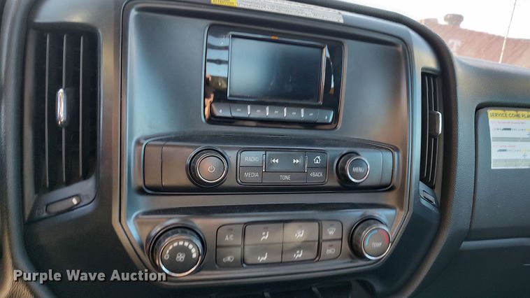 image for item LP9180 2015 Chevrolet Silverado 3500HD  utility bed pickup truck