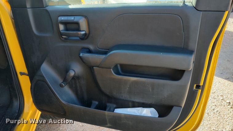 image for item LP9180 2015 Chevrolet Silverado 3500HD  utility bed pickup truck