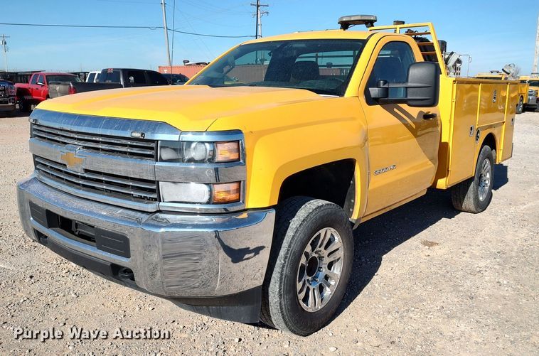 image for item LP9190 2015 Chevrolet Silverado 3500HD  utility bed pickup truck