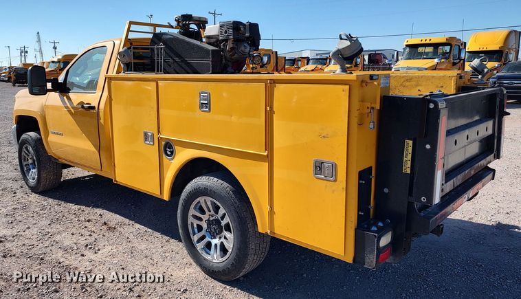 image for item LP9190 2015 Chevrolet Silverado 3500HD  utility bed pickup truck