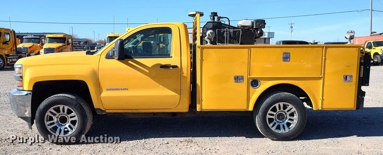 image for item LP9190 2015 Chevrolet Silverado 3500HD  utility bed pickup truck