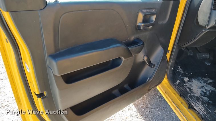 image for item LP9190 2015 Chevrolet Silverado 3500HD  utility bed pickup truck