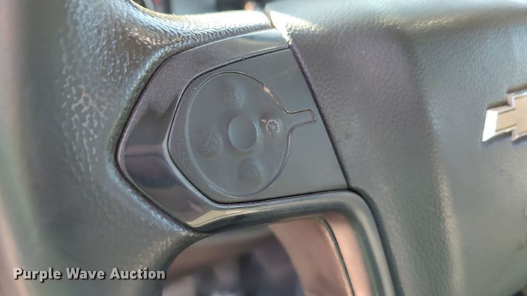 image for item LP9190 2015 Chevrolet Silverado 3500HD  utility bed pickup truck