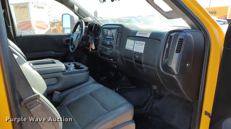 image for item LP9190 2015 Chevrolet Silverado 3500HD  utility bed pickup truck