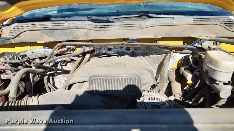 image for item LP9190 2015 Chevrolet Silverado 3500HD  utility bed pickup truck