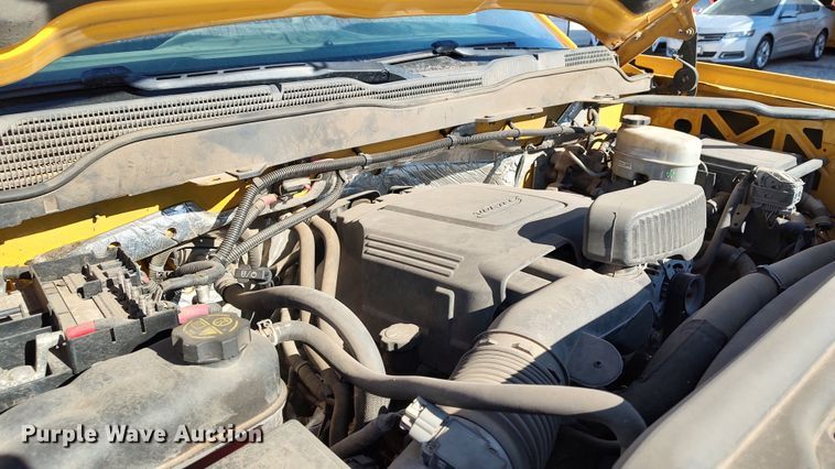 image for item LP9190 2015 Chevrolet Silverado 3500HD  utility bed pickup truck