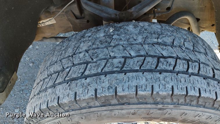 image for item LP9190 2015 Chevrolet Silverado 3500HD  utility bed pickup truck