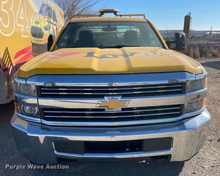 image for item LP9193 2015 Chevrolet Silverado 3500HD  utility bed pickup truck