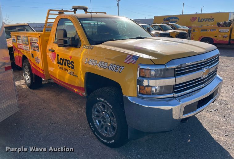 image for item LP9193 2015 Chevrolet Silverado 3500HD  utility bed pickup truck