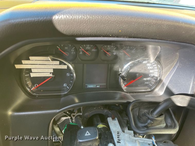 image for item LP9193 2015 Chevrolet Silverado 3500HD  utility bed pickup truck