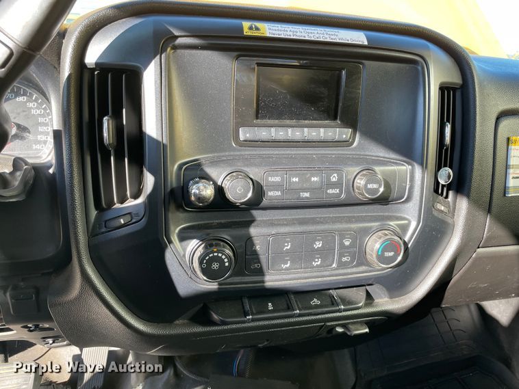 image for item LP9193 2015 Chevrolet Silverado 3500HD  utility bed pickup truck