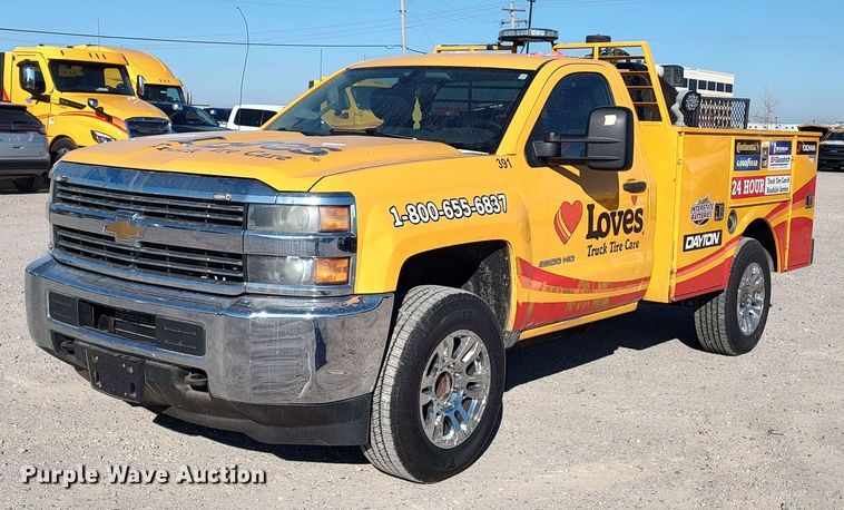 image for item LP9196 2015 Chevrolet Silverado 3500HD  utility bed pickup truck