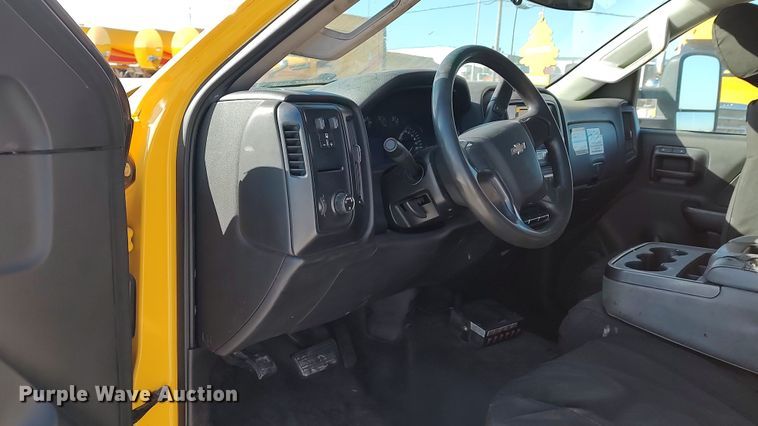 image for item LP9196 2015 Chevrolet Silverado 3500HD  utility bed pickup truck