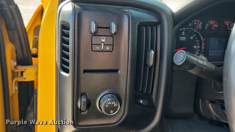 image for item LP9196 2015 Chevrolet Silverado 3500HD  utility bed pickup truck