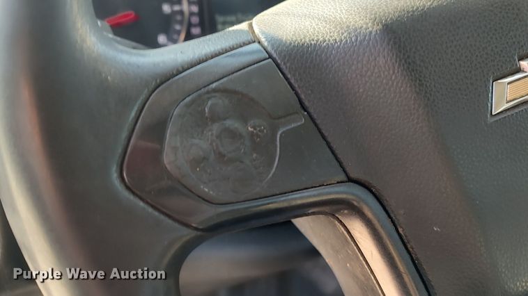 image for item LP9196 2015 Chevrolet Silverado 3500HD  utility bed pickup truck