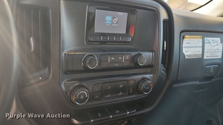 image for item LP9196 2015 Chevrolet Silverado 3500HD  utility bed pickup truck