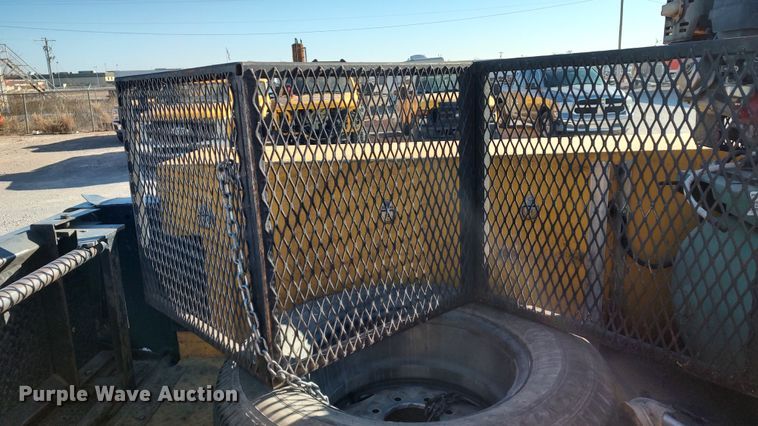 image for item LP9196 2015 Chevrolet Silverado 3500HD  utility bed pickup truck