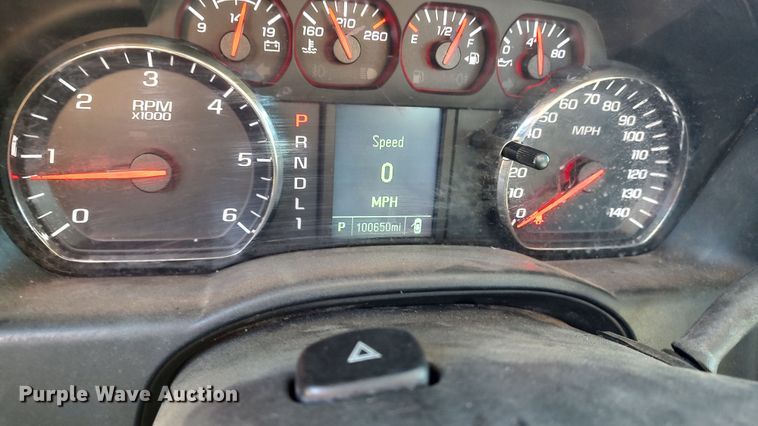 image for item LP9199 2018 Chevrolet Silverado 3500HD  utility bed pickup truck