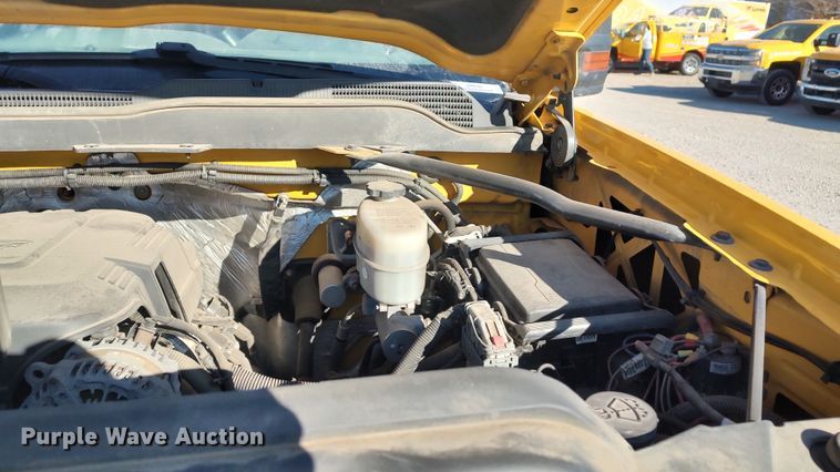 image for item LP9199 2018 Chevrolet Silverado 3500HD  utility bed pickup truck