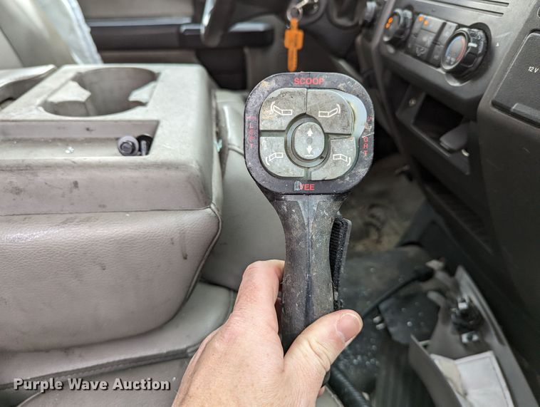 image for item LP9256 2019 Ford F350 Super Duty XL  utility bed pickup truck