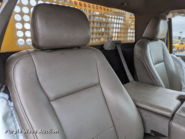 image for item LP9256 2019 Ford F350 Super Duty XL  utility bed pickup truck