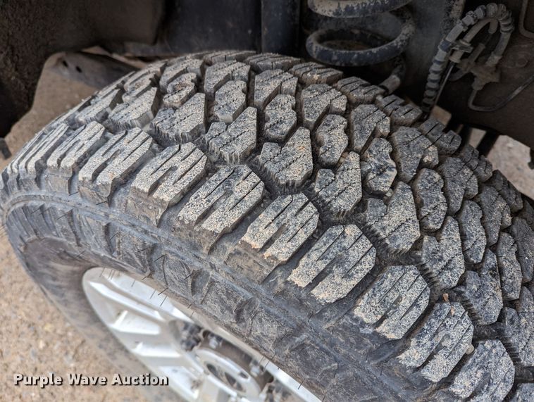 image for item LP9256 2019 Ford F350 Super Duty XL  utility bed pickup truck