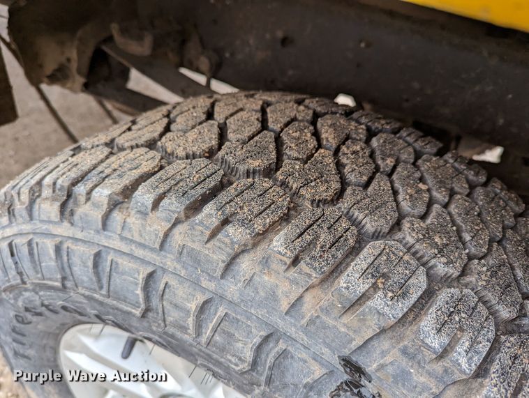 image for item LP9256 2019 Ford F350 Super Duty XL  utility bed pickup truck