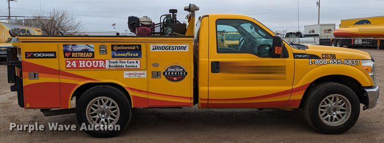 image for item LP9260 2016 Ford F350 Super Duty XL  utility bed pickup truck