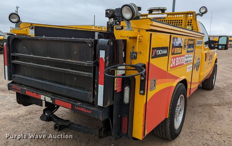 image for item LP9260 2016 Ford F350 Super Duty XL  utility bed pickup truck