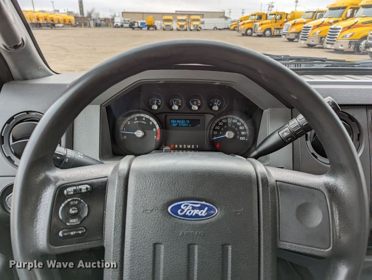 image for item LP9260 2016 Ford F350 Super Duty XL  utility bed pickup truck