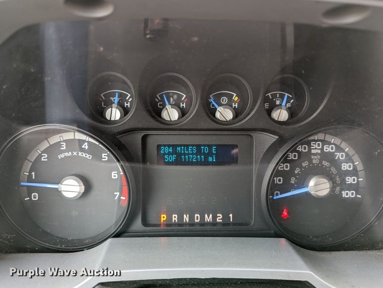 image for item LP9260 2016 Ford F350 Super Duty XL  utility bed pickup truck