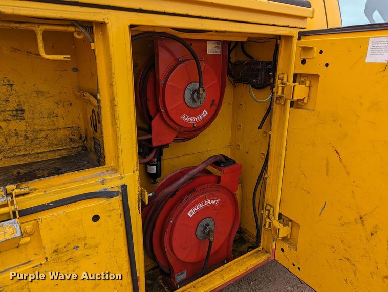 image for item LP9260 2016 Ford F350 Super Duty XL  utility bed pickup truck