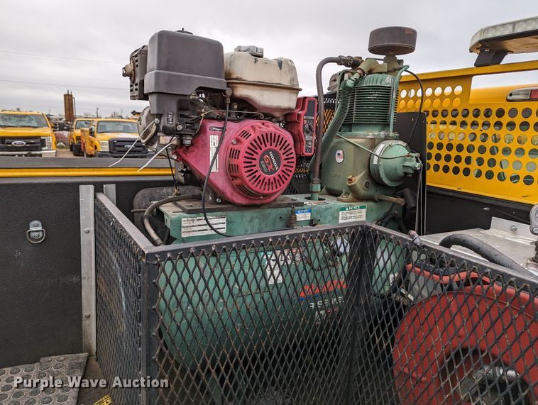 image for item LP9260 2016 Ford F350 Super Duty XL  utility bed pickup truck