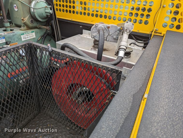 image for item LP9260 2016 Ford F350 Super Duty XL  utility bed pickup truck