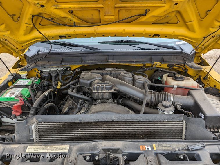 image for item LP9260 2016 Ford F350 Super Duty XL  utility bed pickup truck