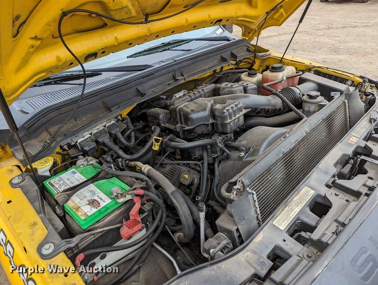 image for item LP9260 2016 Ford F350 Super Duty XL  utility bed pickup truck